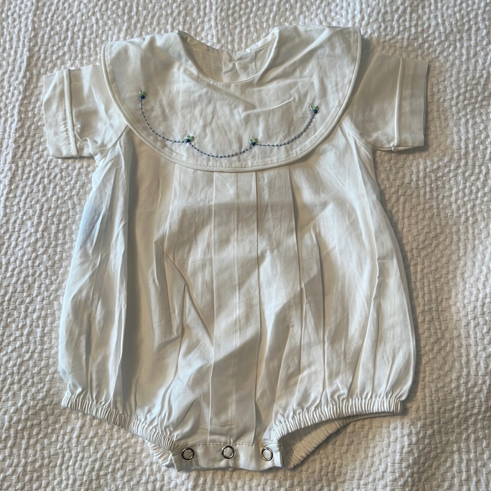 Newborn romper white embroidered